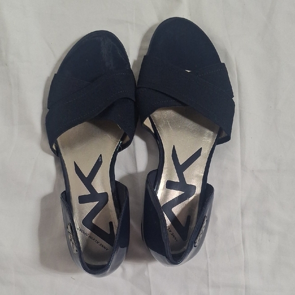 Anne Klein Sport Wome's Navy Open-Toe Heels Size 6.5 - Picture 8 of 8